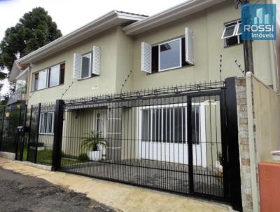 Casa para Venda, em Erechim, bairro Morro da Cegonha, 3 dormitórios, 3 banheiros, 2 vagas